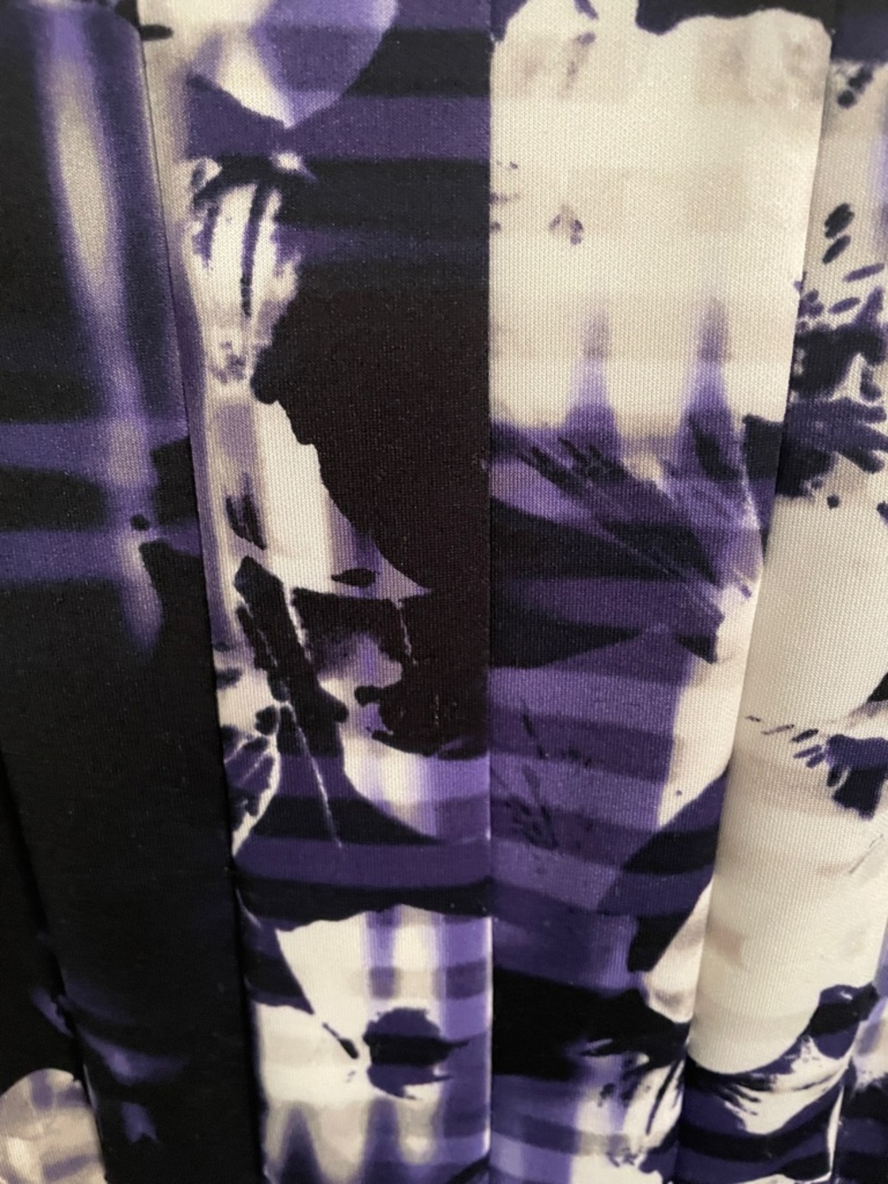 💎VINTAGE Sleeveless Pleated Dress Purple Black Floral 💎 - Picture 5 of 10